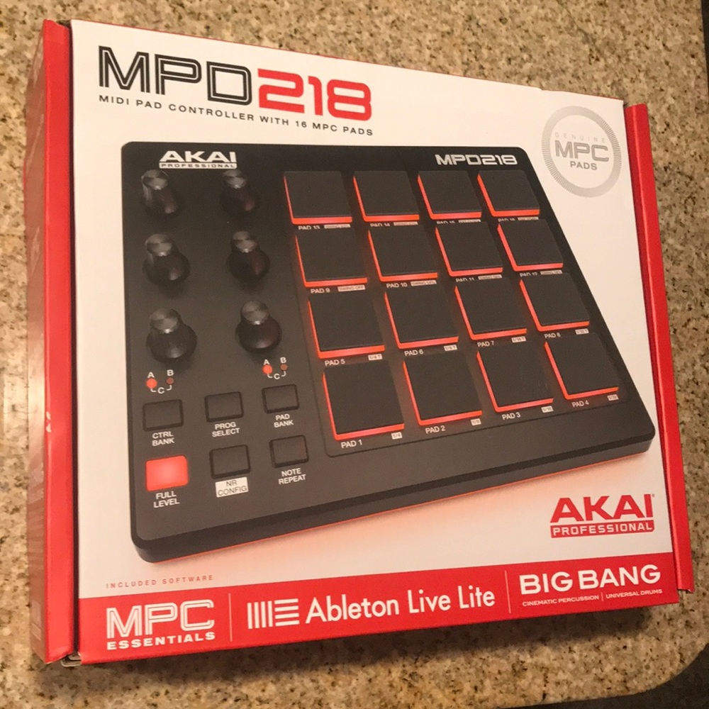 Akai Pro MPD218 MIDI Pad Controller